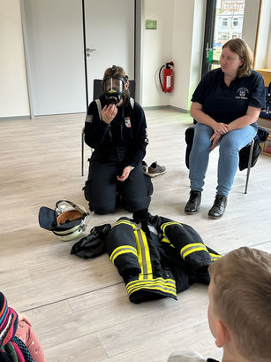 Brandschutzerziehung in der neuen Kindertagesstätte St. Vinzenz in Naumburg 